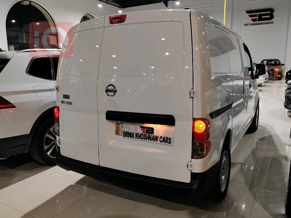Nissan NV200